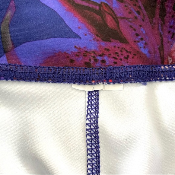 Fabletics Lisette Pureluxe Midnight Lily Leggings - Picture 6 of 8